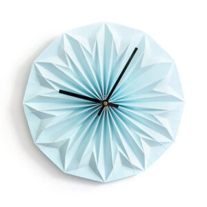 Origami klok van papier